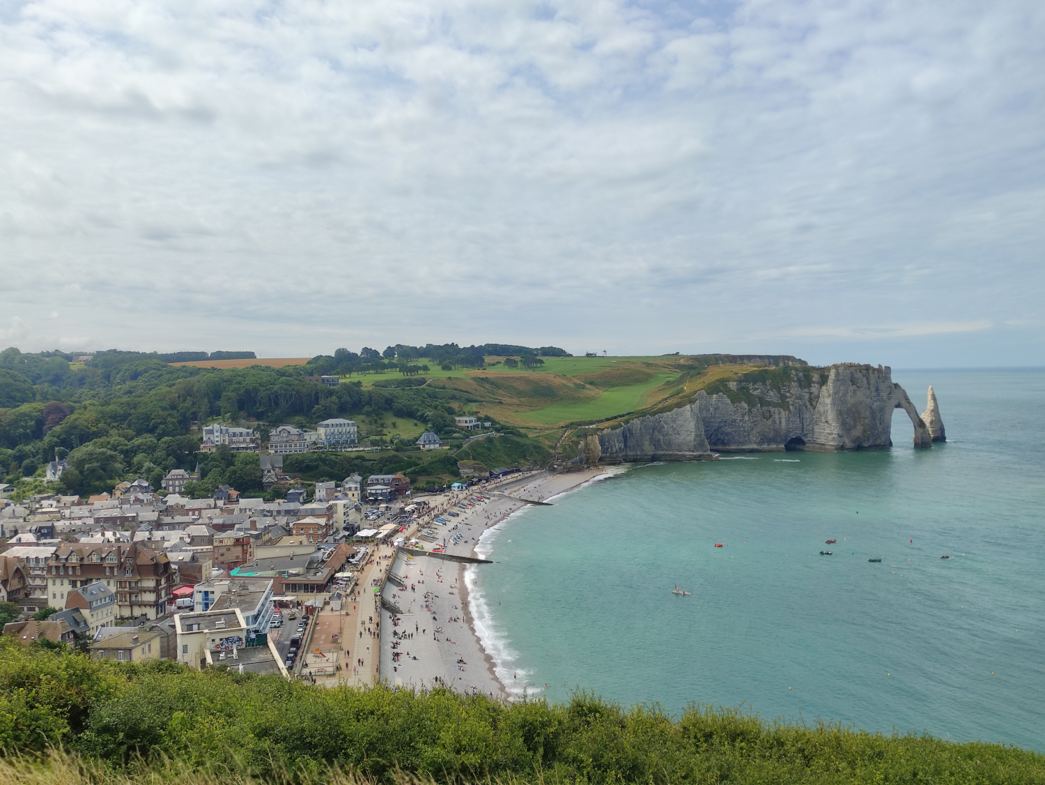 Von Felsformationen zu Hafenstadt: Unser Trip nach Le Havre über Étretat [#09]